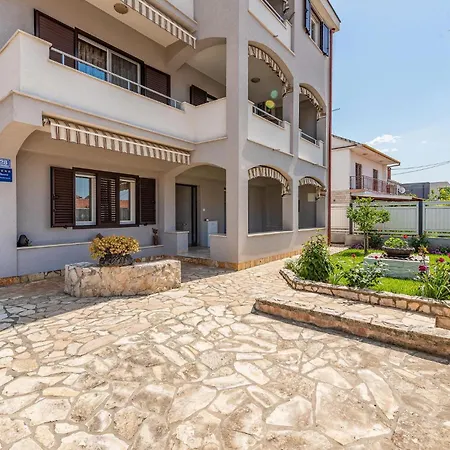 Apartment 20 *