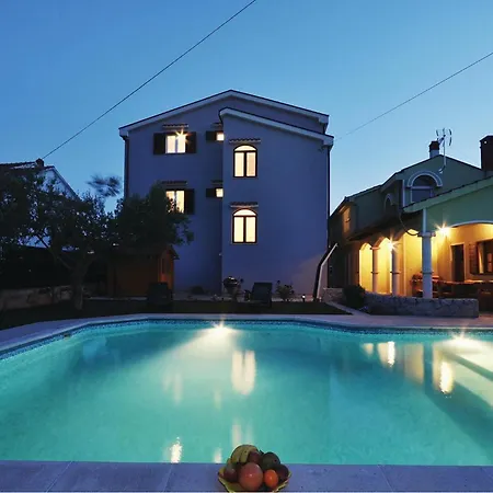 Apartment 20 *