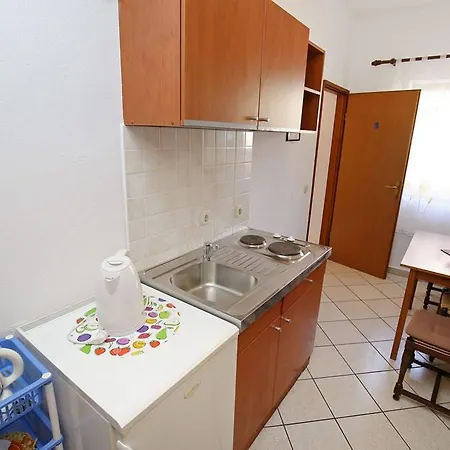 Apartment 20 *