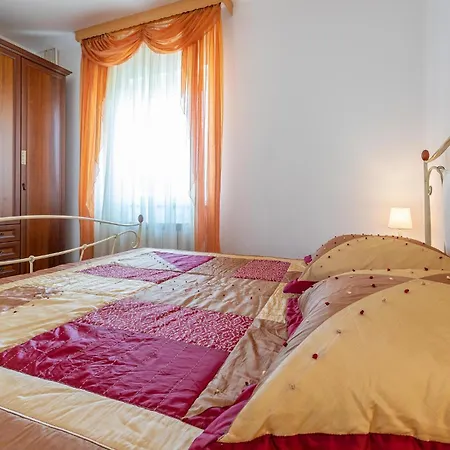 아파트 2 Bedroom Beautiful In