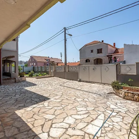 2 Bedroom Beautiful In *