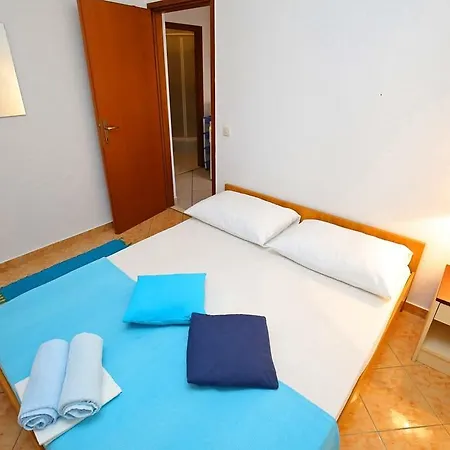 2 Bedroom Beautiful In 아파트 자다르